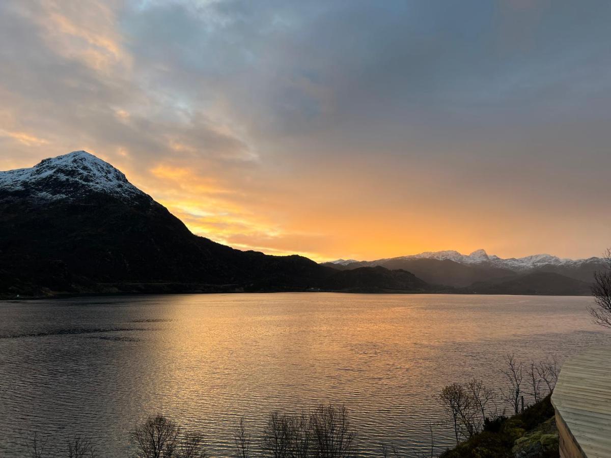 Campo de lujo Lofoten Glampingdome Myrland