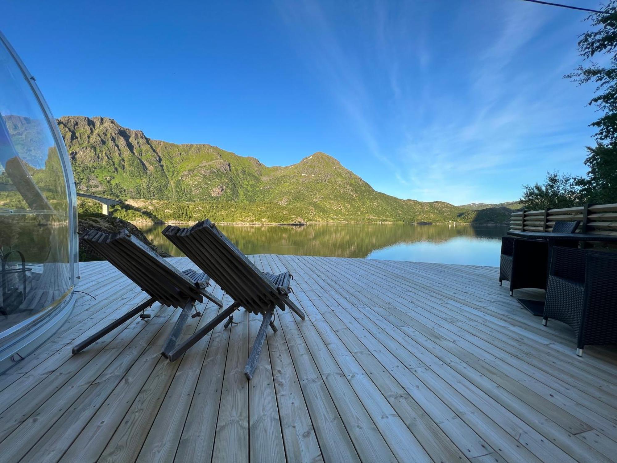 Campo de lujo Lofoten Glampingdome Myrland
